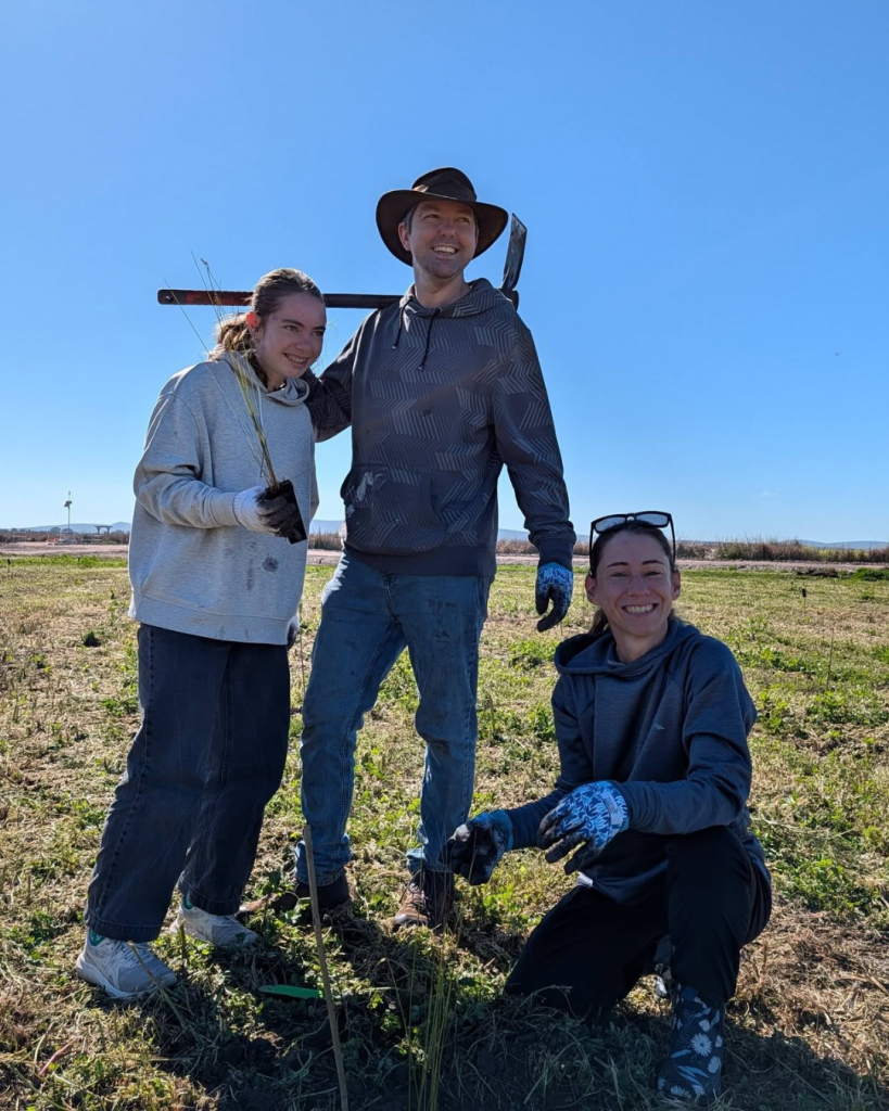 Fivebough Planting family image